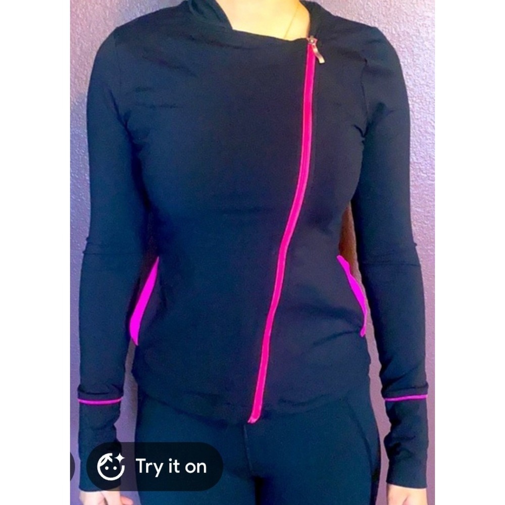 Gianni Bini Workout Jacket‎ Black With Pink Trim Large